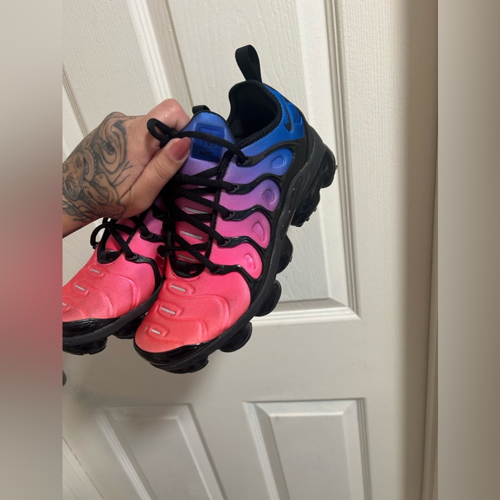 Nike vapor max shoes